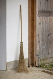 [29497] Kerbl Bamboo broom with handle